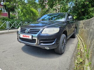 2008 Volkswagen Touareg I Рестайлинг, чёрный, 890000 рублей, вид 1