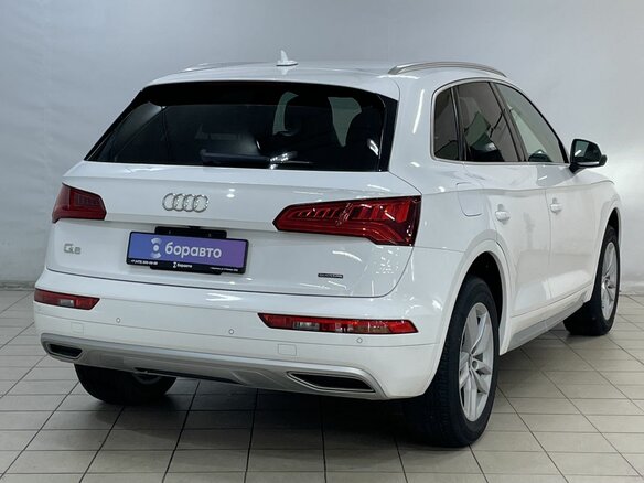 2019 Audi Q5 45 TFSI II (FY), белый, 2589000 рублей - вид 4