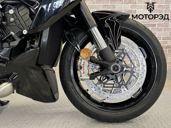 2023 Ducati Diavel V4, чёрный - вид 18