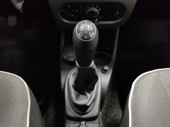 2012 Renault Logan I Рестайлинг, серый, 465000 рублей - вид 12
