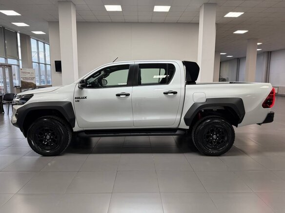 2025 Toyota Hilux VIII Рестайлинг 2, белый, 7290000 рублей - вид 1