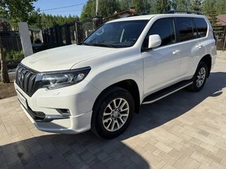 2019 Toyota Land Cruiser Prado 150 Series Рестайлинг 2, белый, 5650000 рублей, вид 1