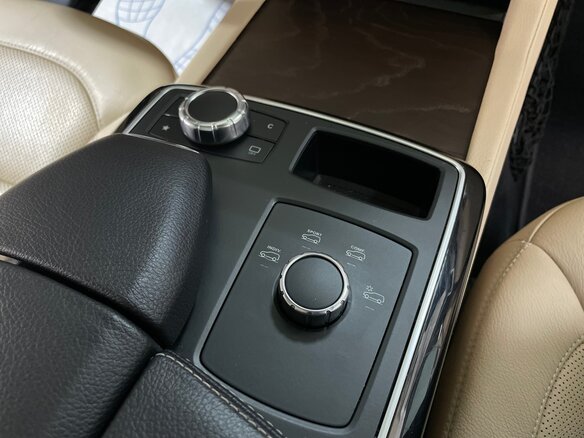 2015 Mercedes-Benz GLE Coupe 400 I (C292), синий, 3850000 рублей - вид 22