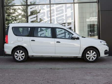 2024 Lada (ВАЗ) Largus I Рестайлинг, белый, 1389000 рублей, вид 5