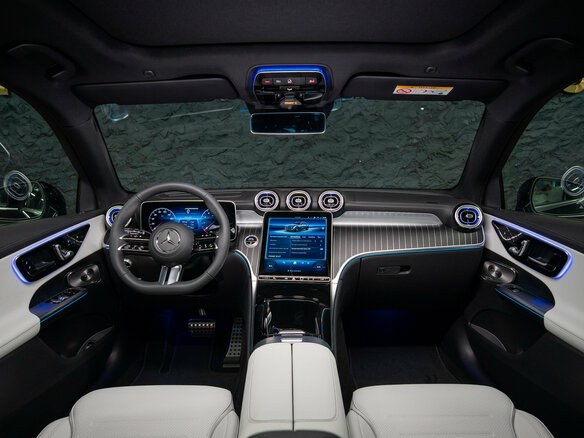 2026 Mercedes-Benz GLC 300 II (X254), чёрный, 9890000 рублей - вид 8