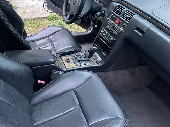 1998 Mercedes-Benz E-Класс 240 II (W210, S210), фиолетовый, 699000 рублей - вид 17