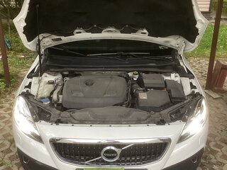 2018 Volvo V40 Cross Country I Рестайлинг, белый, 2222222 рублей, вид 2