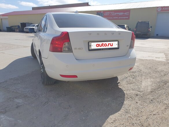 2011 Volvo S40 II Рестайлинг, белый, 830000 рублей - вид 9