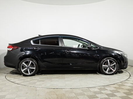 2017 Kia Cerato III Рестайлинг (Classic), чёрный, 1319900 рублей, вид 4