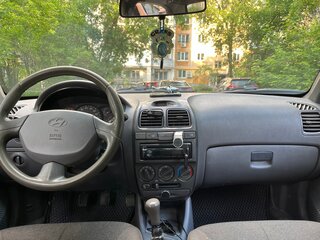 2005 Hyundai Accent ТагАЗ II, серый, 220000 рублей, вид 5