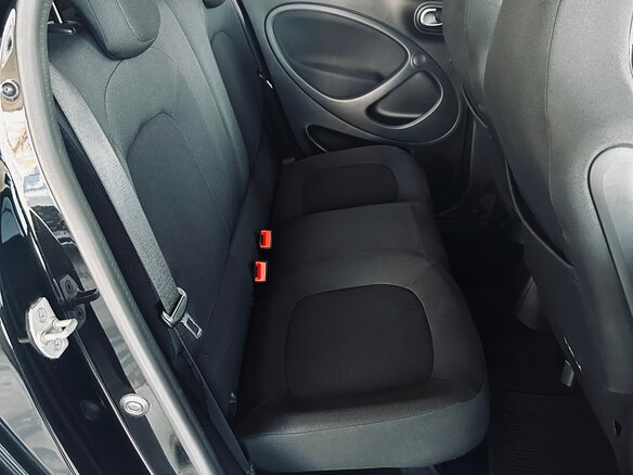 2018 Smart Forfour II, чёрный, 1950000 рублей - вид 21