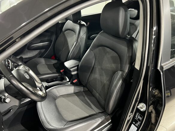 2012 Hyundai ix35 I, чёрный - вид 13