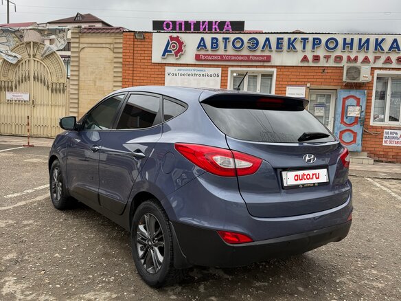 2015 Hyundai ix35 I Рестайлинг, синий, 1690000 рублей - вид 9