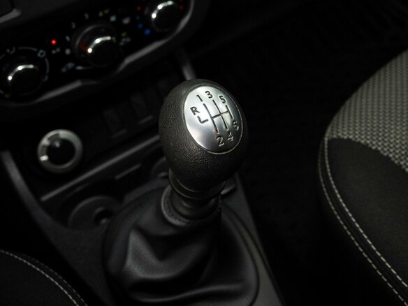 2018 Renault Duster I Рестайлинг, белый, 1390000 рублей - вид 11