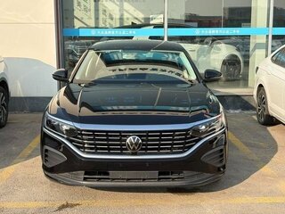 2023 Volkswagen Passat B8 Рестайлинг, чёрный, 1900000 рублей, вид 2