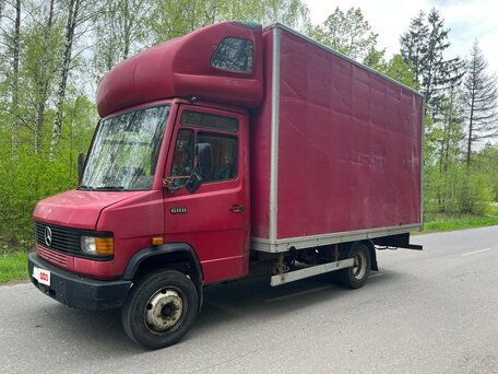 1987 Mercedes-Benz 609D, красный, 750000 рублей, вид 4