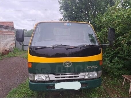 1995 Toyota Dyna, зелёный, 1500000 рублей, вид 2
