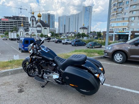 2020 Harley-Davidson Sport Glide, чёрный, 1850000 рублей, вид 3