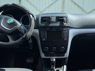 2013 Skoda Yeti I, серебристый, 850000 рублей, вид 5