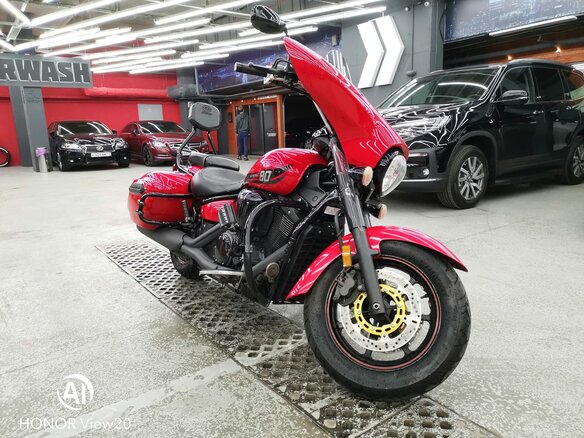 2015 Yamaha XVS1300, красный