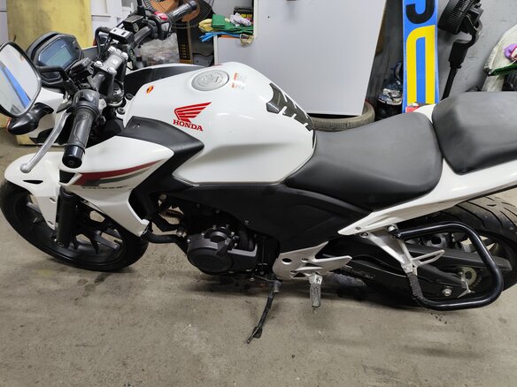 2013 Honda CB 400F, белый, 400000 рублей - вид 12