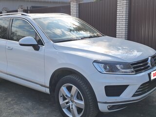 2016 Volkswagen Touareg II Рестайлинг, белый, 3600000 рублей, вид 1