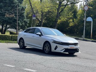 2021 Kia K5 III, белый, 3000000 рублей, вид 2