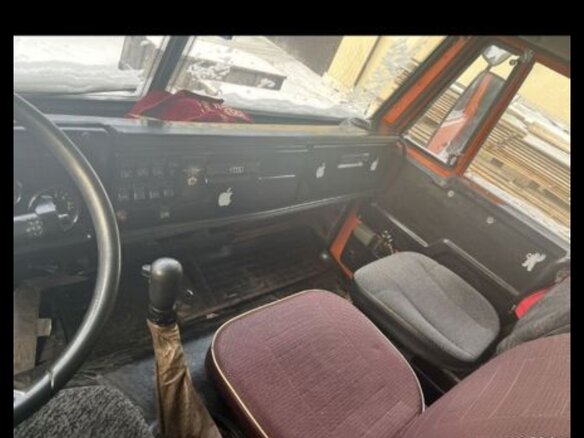 1984 КамАЗ 5511, красный, 750000 рублей