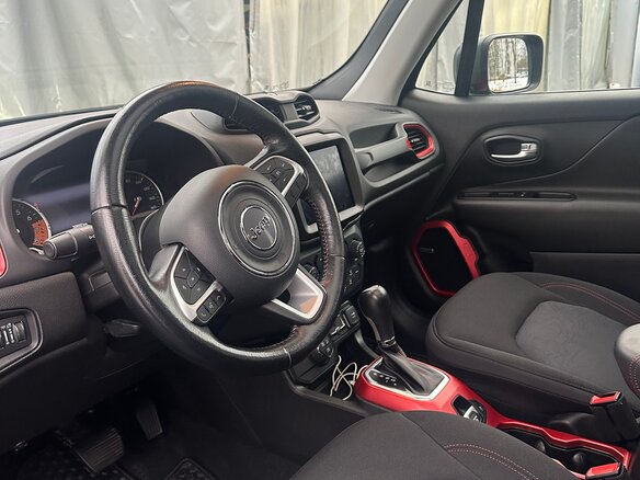 2020 Jeep Renegade I Рестайлинг, чёрный - вид 8