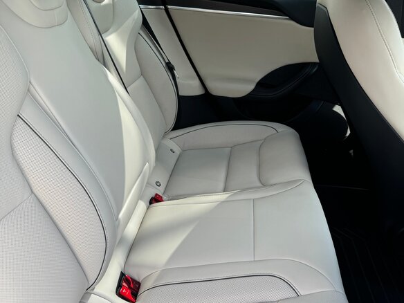 2021 Tesla Model S Plaid I Рестайлинг 2, синий, 8000000 рублей - вид 13