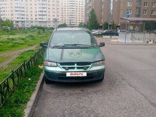 1999 Dodge Caravan III, зелёный, 300000 рублей, вид 1