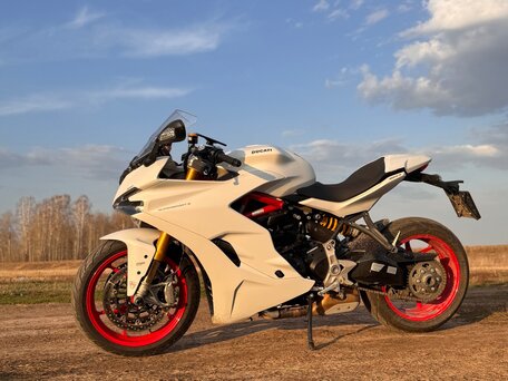 2019 Ducati Supersport, белый, 890000 рублей, вид 2