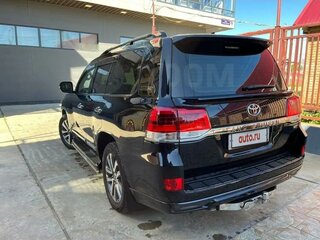 2016 Toyota Land Cruiser 200 Series Рестайлинг 2, чёрный, 8500000 рублей, вид 4