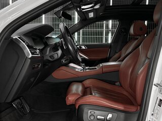 2020 BMW X6 40i III (G06), белый, 5909981 рублей, вид 4