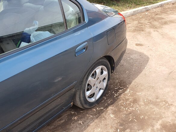 2001 Hyundai Elantra III (XD), коричневый, 180000 рублей - вид 5