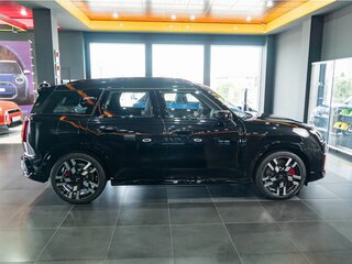 2024 Mini Countryman JCW John Cooper Works III, чёрный, 8490000 рублей, вид 4