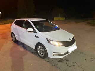 2016 Kia Rio III Рестайлинг, белый, 850000 рублей, вид 1