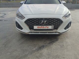 2019 Hyundai Sonata VII (LF) Рестайлинг, белый, 2150000 рублей, вид 1
