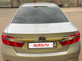 2012 Toyota Camry VII (XV50), серебристый, 2000000 рублей, вид 3