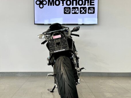2026 CFMoto 675SR-R, чёрный, 769410 рублей, вид 4