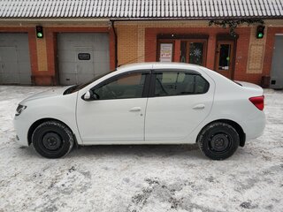 2016 Renault Logan II, белый, 925000 рублей, вид 2