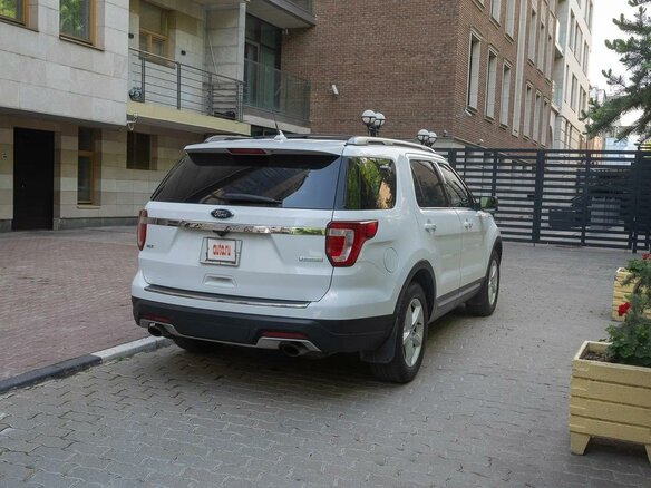 2018 Ford Explorer V Рестайлинг 2, белый, 2001000 рублей - вид 20