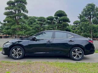 2022 Nissan Sylphy IV (B18), чёрный, 1625000 рублей, вид 2