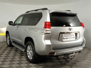 2010 Toyota Land Cruiser Prado 150 Series, серебристый, 2299000 рублей, вид 5