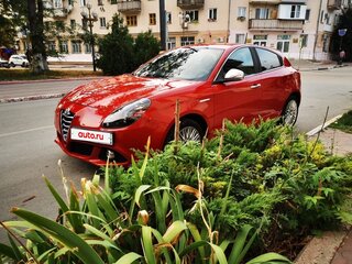2014 Alfa Romeo Giulietta III, красный, 1500000 рублей, вид 1