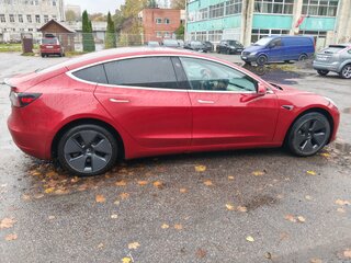 2018 Tesla Model 3 Mid Range I, красный, 2350000 рублей, вид 4