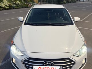 2017 Hyundai Elantra VI (AD), белый, 1350000 рублей, вид 1