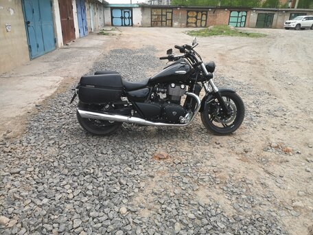 2015 Triumph Thunderbird Storm, чёрный, 1100000 рублей, вид 2