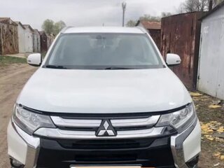 2017 Mitsubishi Outlander III Рестайлинг 2, белый, 1750000 рублей, вид 1