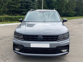 2017 Volkswagen Tiguan II, серый, 2100000 рублей, вид 3